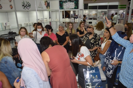 <br />
<b>Notice</b>:  Undefined index: tag in <b>/home/usfuar/public_html/app/views/components/layout_18/layout_18_view.php</b> on line <b>36</b><br />
